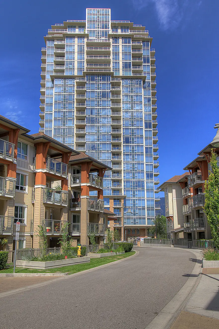 Waterscapes at 1075 - 1139 Sunset Dr, Kelowna, British Columbia